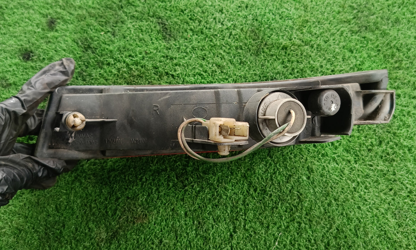 PERODUA KELISA BUMPER SIGNAL LAMP RH (SL0002)