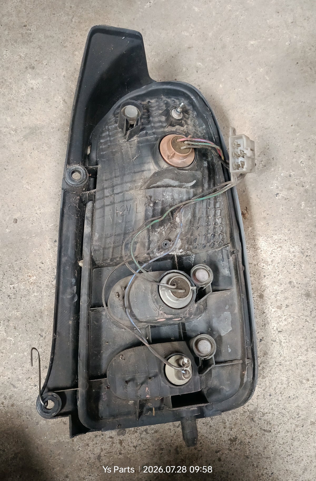 PERODUA KELISA TAIL LAMP RED LH (TL00030)