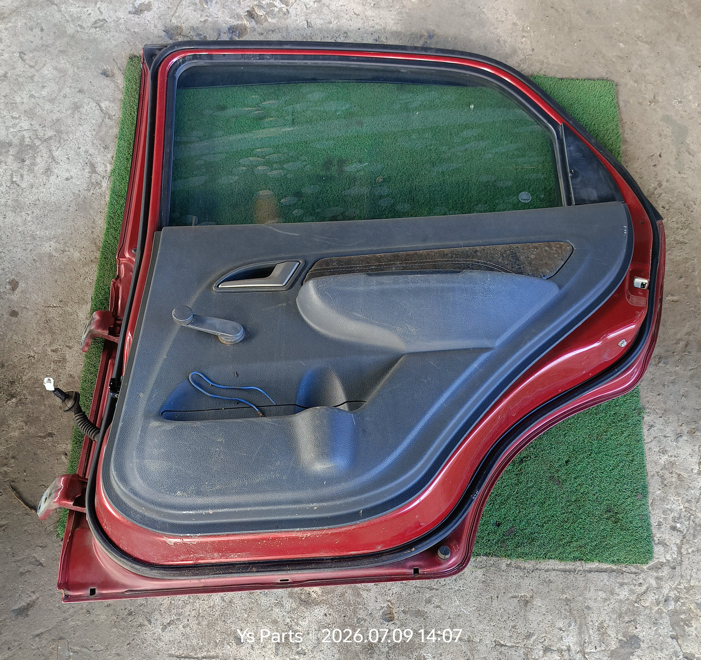 PROTON SAGA BLM DOOR PANEL RRH COMPLETE RED (DP00330)
