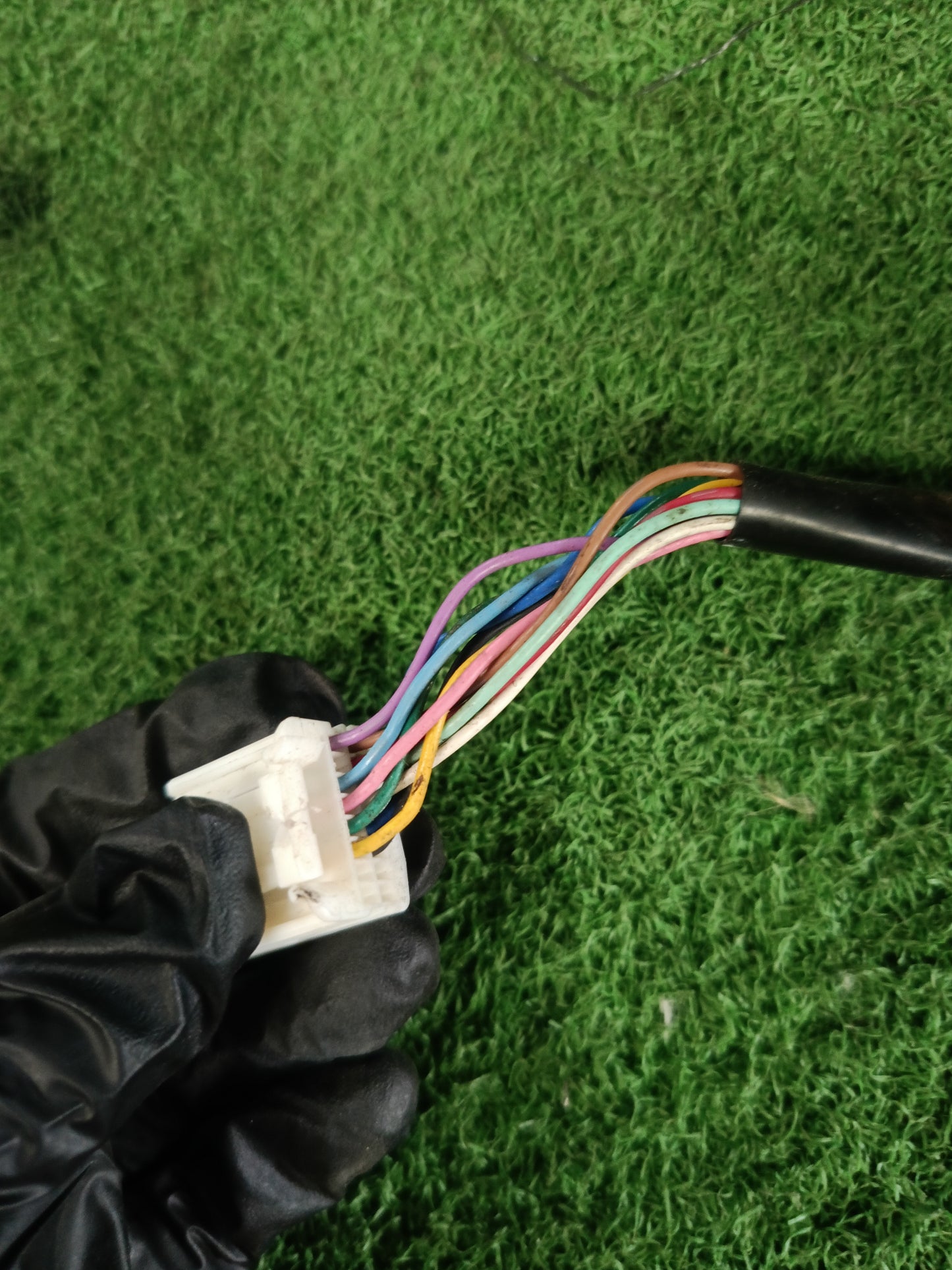 TOYOTA ESTIMA ACR50 SIDE MIRROR LH 11 WIRE WHITE (W/OUT GLASS) (SM10022)