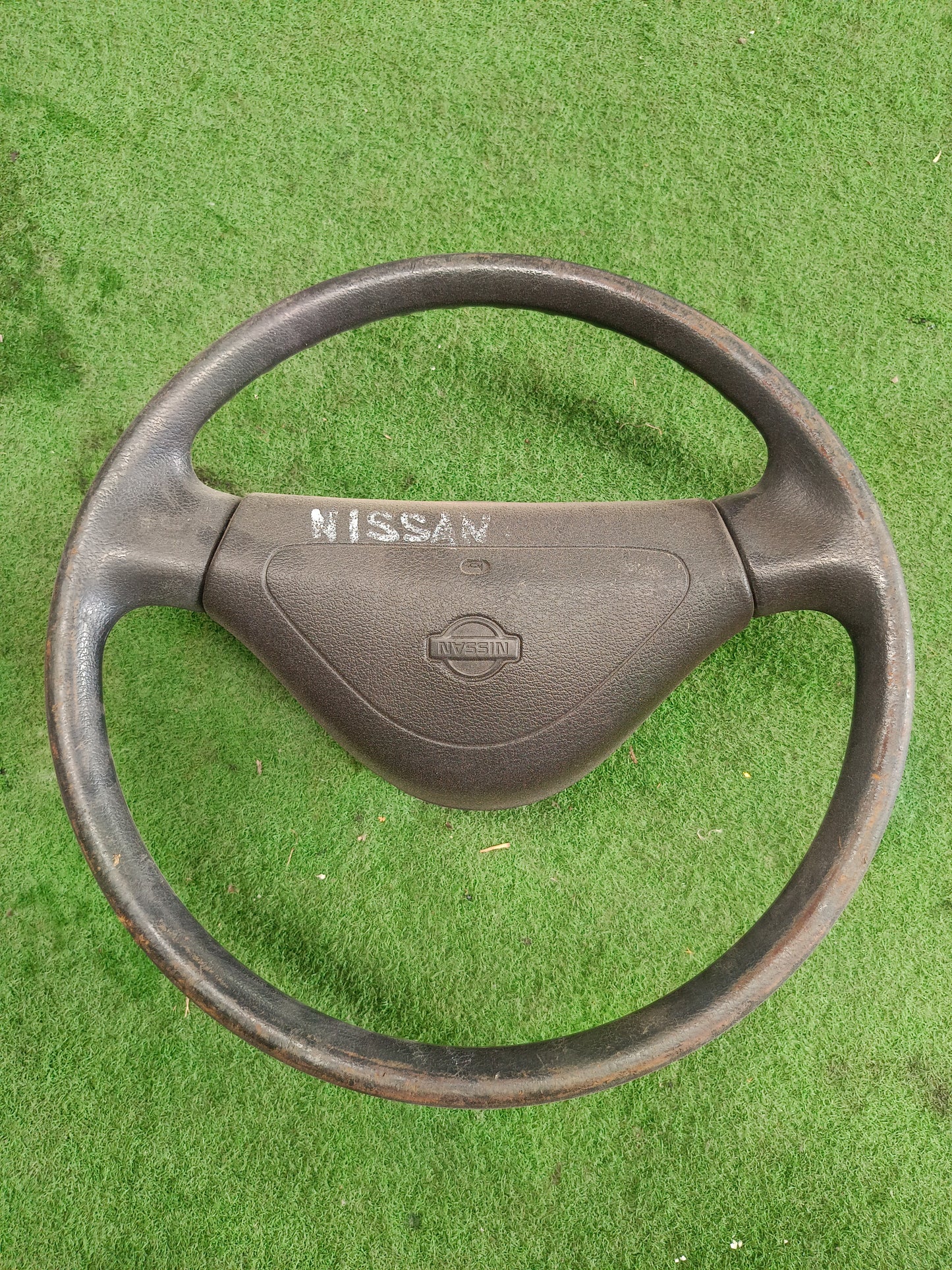 NISSAN CARAVAN VAN 2000 STEERING WHEEL (SW00107)