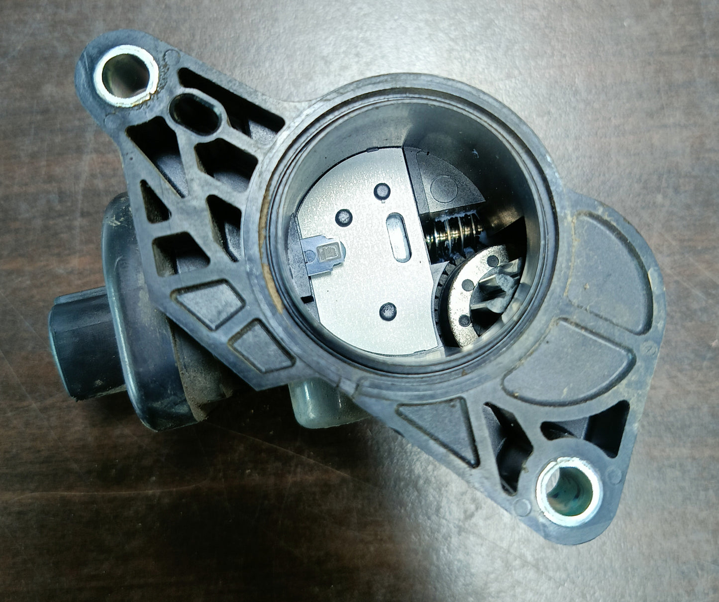 TOYOTA CAMRY AIR INTAKE IDLE CONTROL VALVE PUMP (012010-6060)