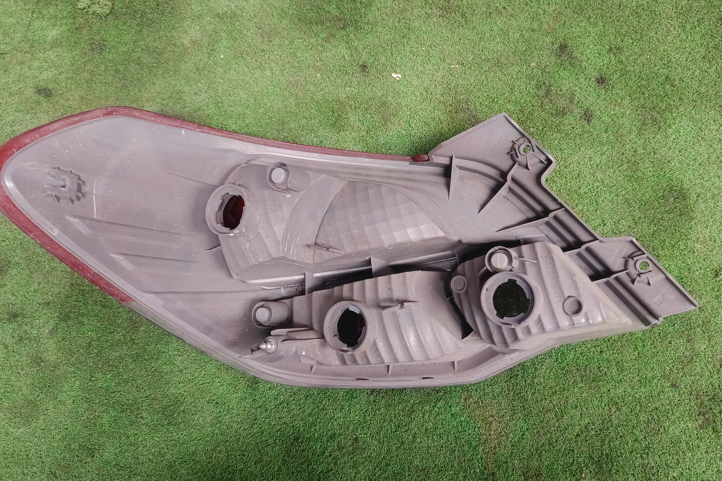 MITSUBISHI MIRAGE G4 TAIL LAMP RH (TL00222)