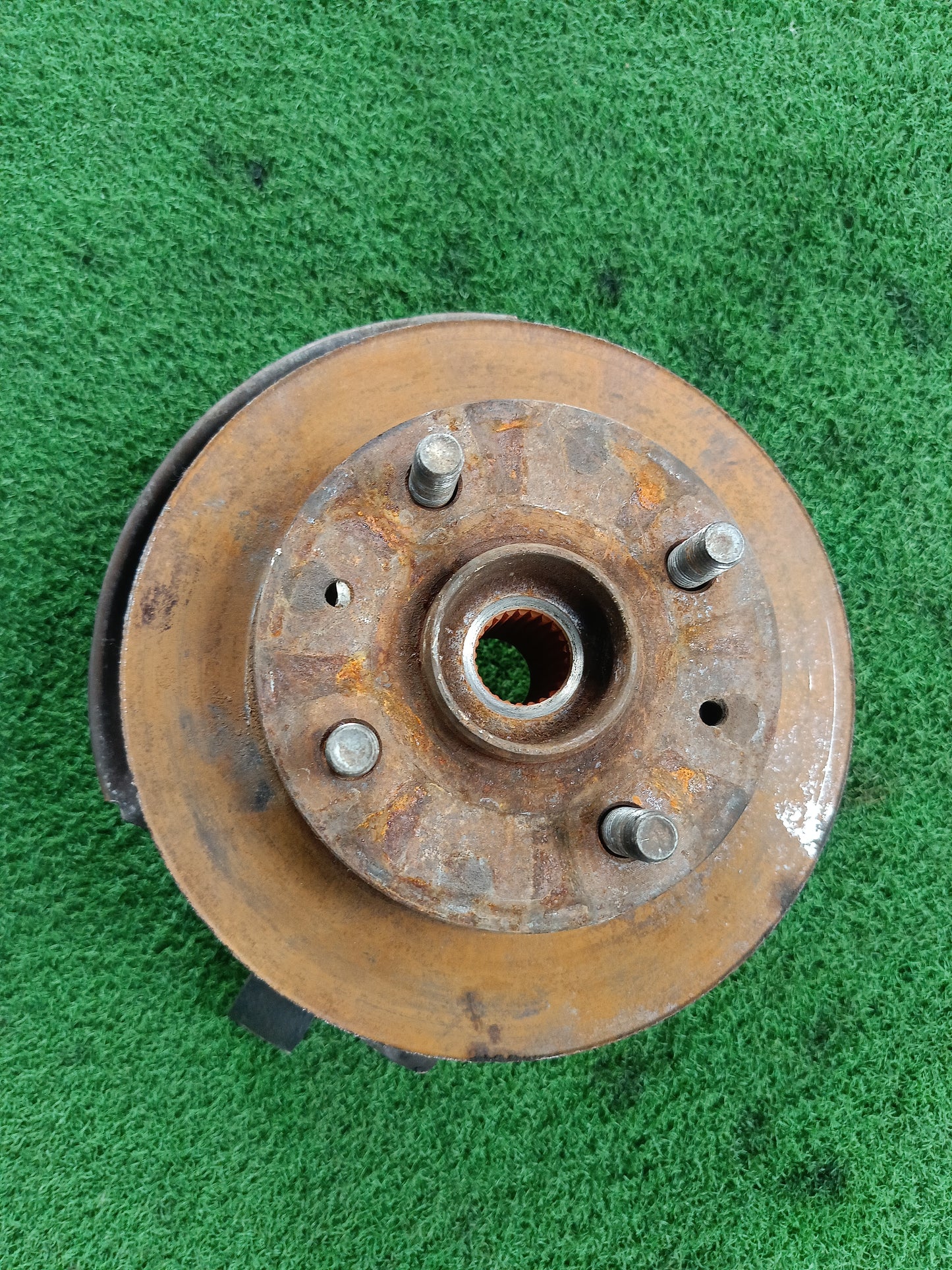 PERODUA KELISA KNUCKLE ARM LH (KA098)