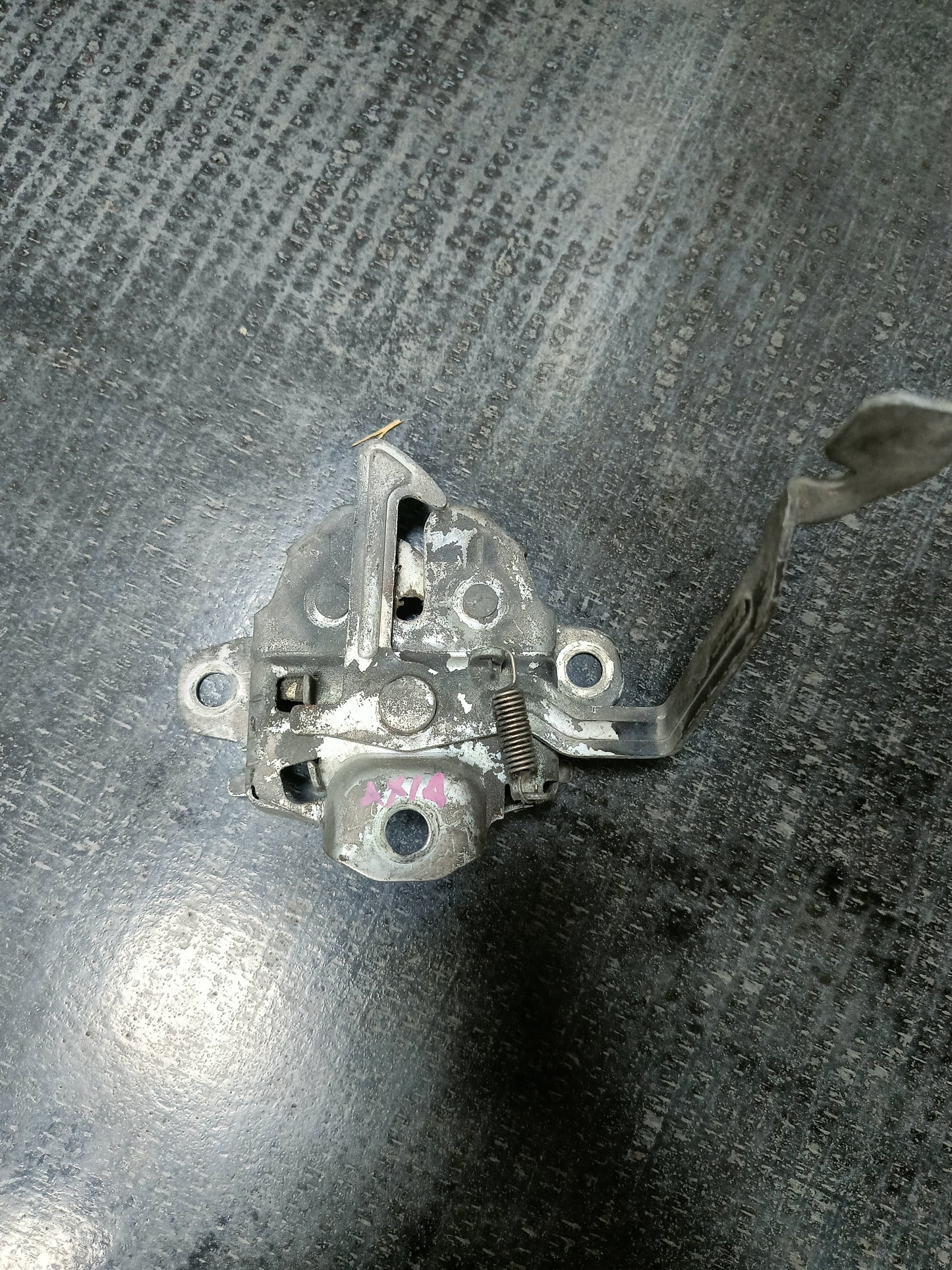 PERODUA AXIA FRONT BONNET LOCK BL00004