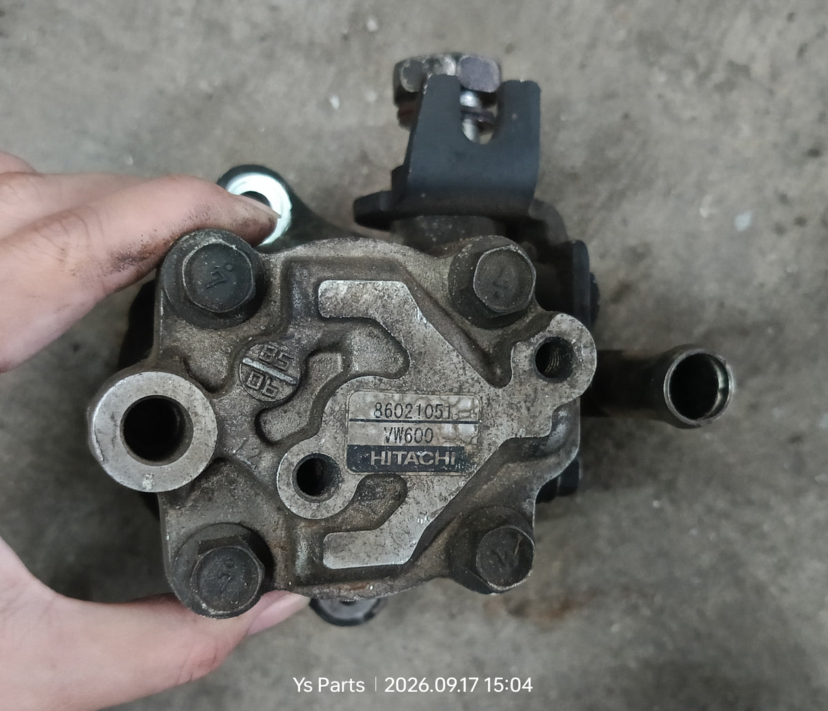 NISSAN URVAN E25 STEERING PUMP (SP0042)