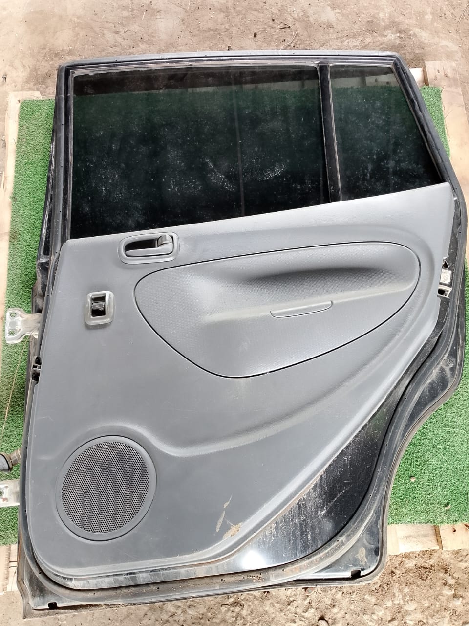 PERODUA VIVA DOOR PANEL RRH COMPLETE BLACK (DP00299)