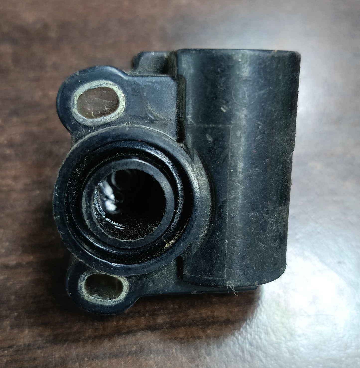 TOYOTA CORROLA ALTIS AIRCON VALVE (136800-1870)