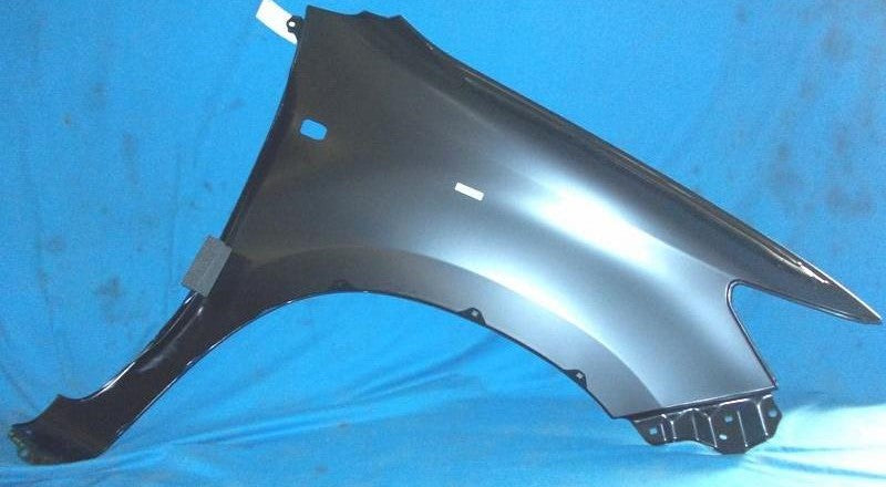 TOYOTA HILUX VIGO (KUN26) 2011 2DOOR FRONT FENDER WITH SIDE LAMP HOLE LH (TYN07J-201JA-LNNA)