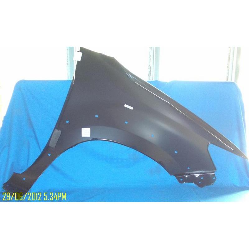 TOYOTA HILUX VIGO KUN26 2011 4DOOR FRONT FENDER WITHOUT SIDE LAMP HOLE LH (TYN07J-201JA-LGNA)