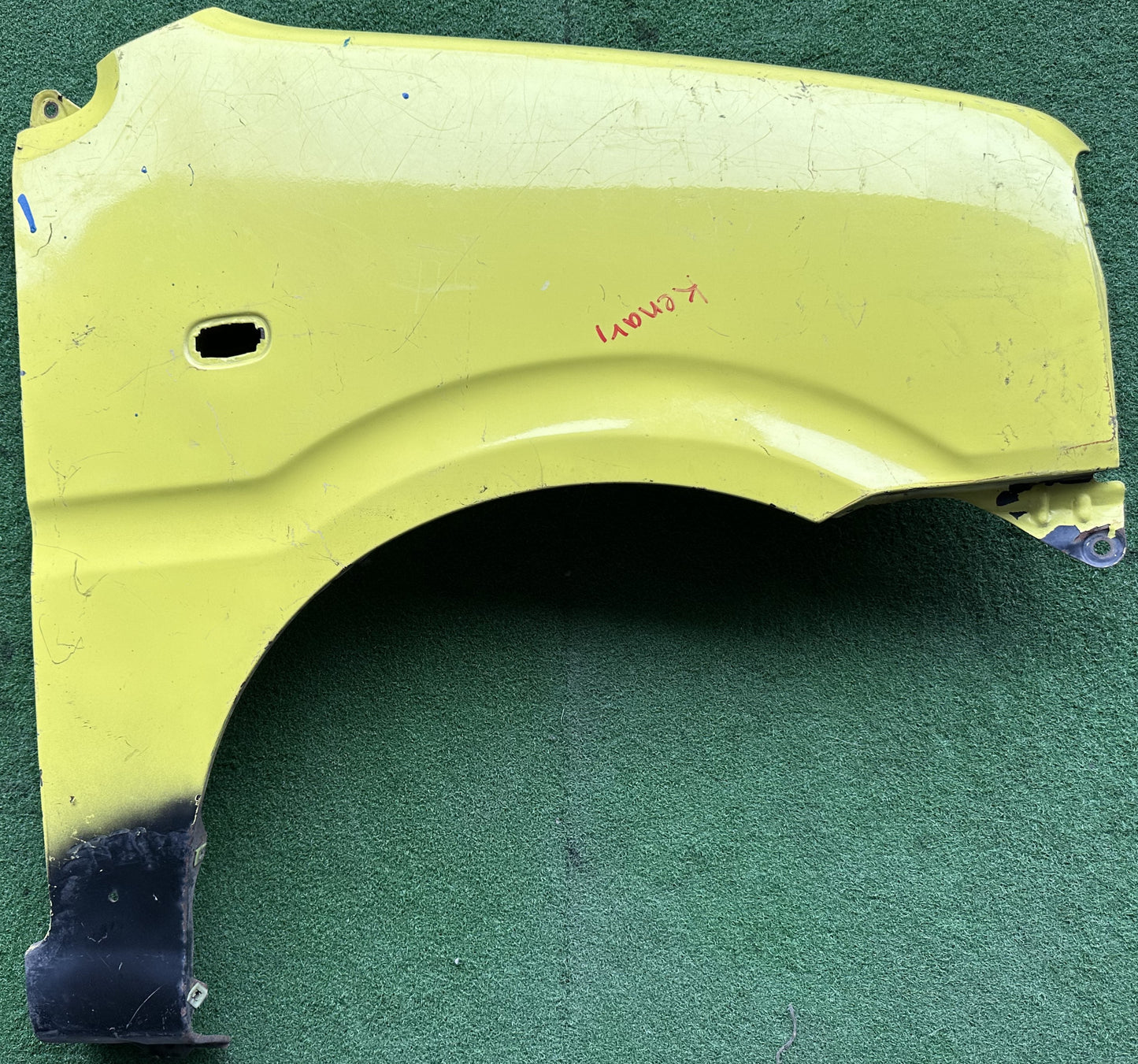 PERODUA KENARI FRONT FENDER WITH HOLE YELLOW RH (FFWH001)