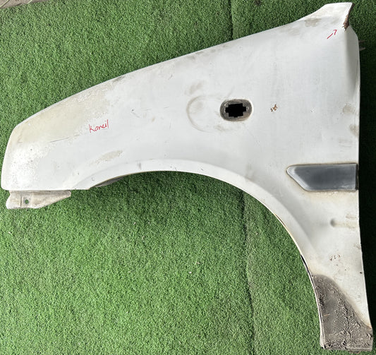 PERODUA KANCIL FRONT FENDER WITH HOLE WHITE LH (FFWH005)