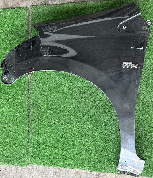 PERODUA MYVI D20N FRONT FENDER WITHOUT HOLE BLACK LH (FFWH011)