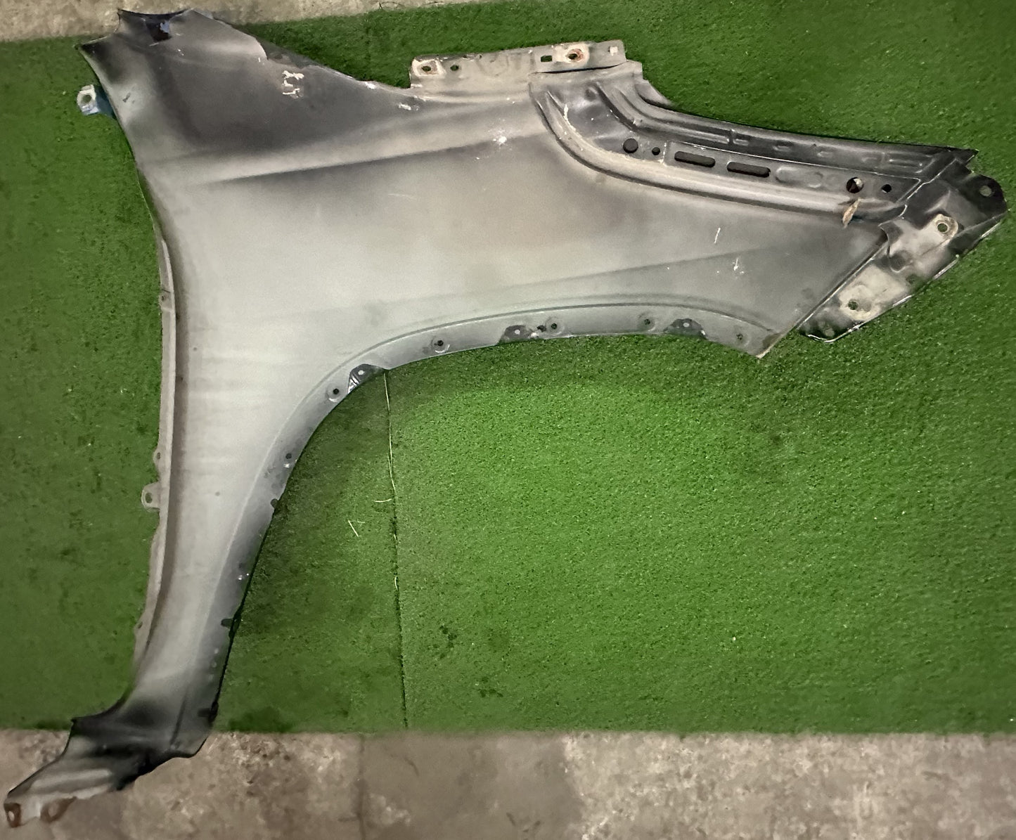 TOYOTA FORTUNER GUN156 FRONT FENDER WITHOUT HOLE BLACK LH (FFWH020)