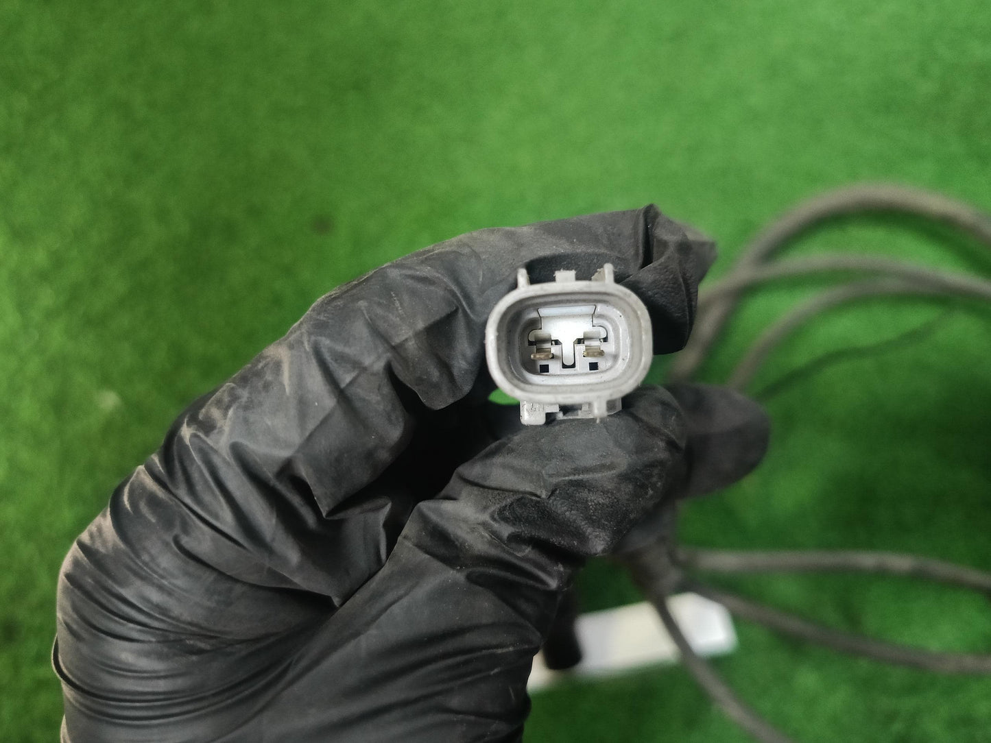 TOYOTA HILUX KUN25 ABS SENSOR RH (89543-0K020)