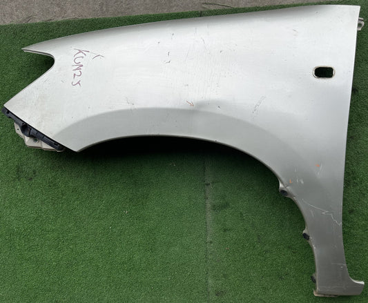 TOYOTA VIGO KUN25 FRONT FENDER WITH HOLE SILVER LH (FFWH031)