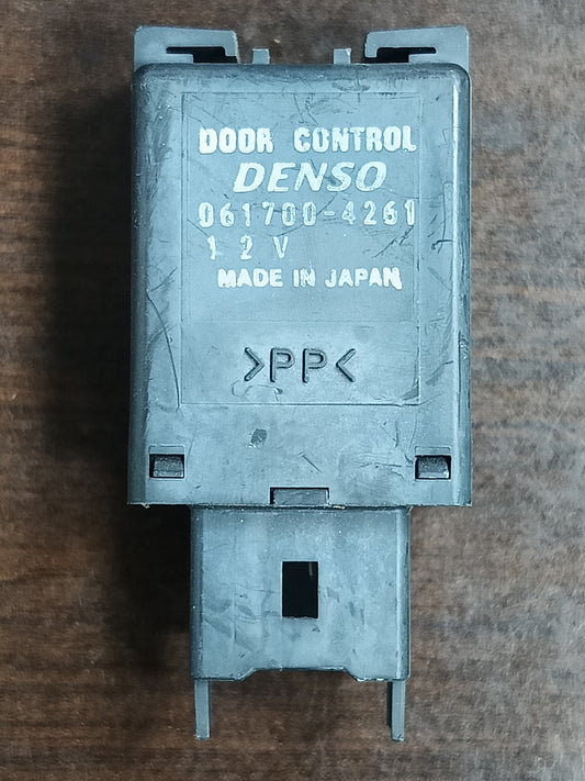 TOYOTA AVANZA CENTRAL LOCK 5PIN SENSOR (061700-4261)