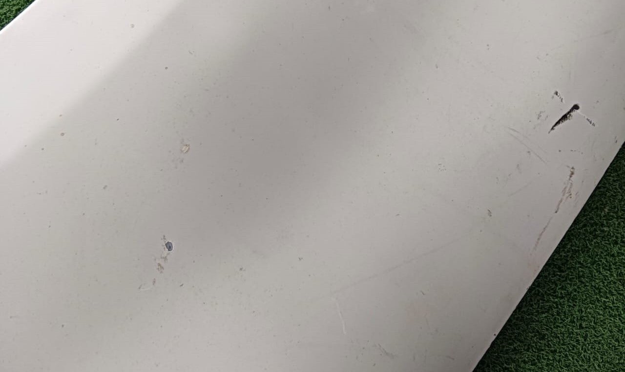 TOYOTA VIGO KUN25 FRONT FENDER WITH HOLE WHITE LH (FFWH067)