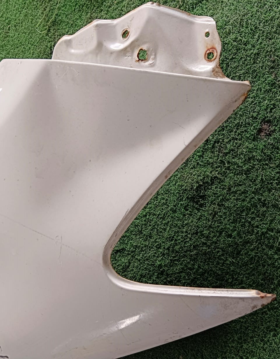 TOYOTA VIGO KUN25 FRONT FENDER WITH HOLE WHITE LH (FFWH067)
