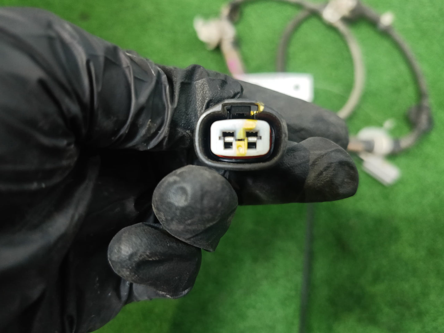 PERODUA MYVI ABS SENSOR LH (82819-BZ110-1)