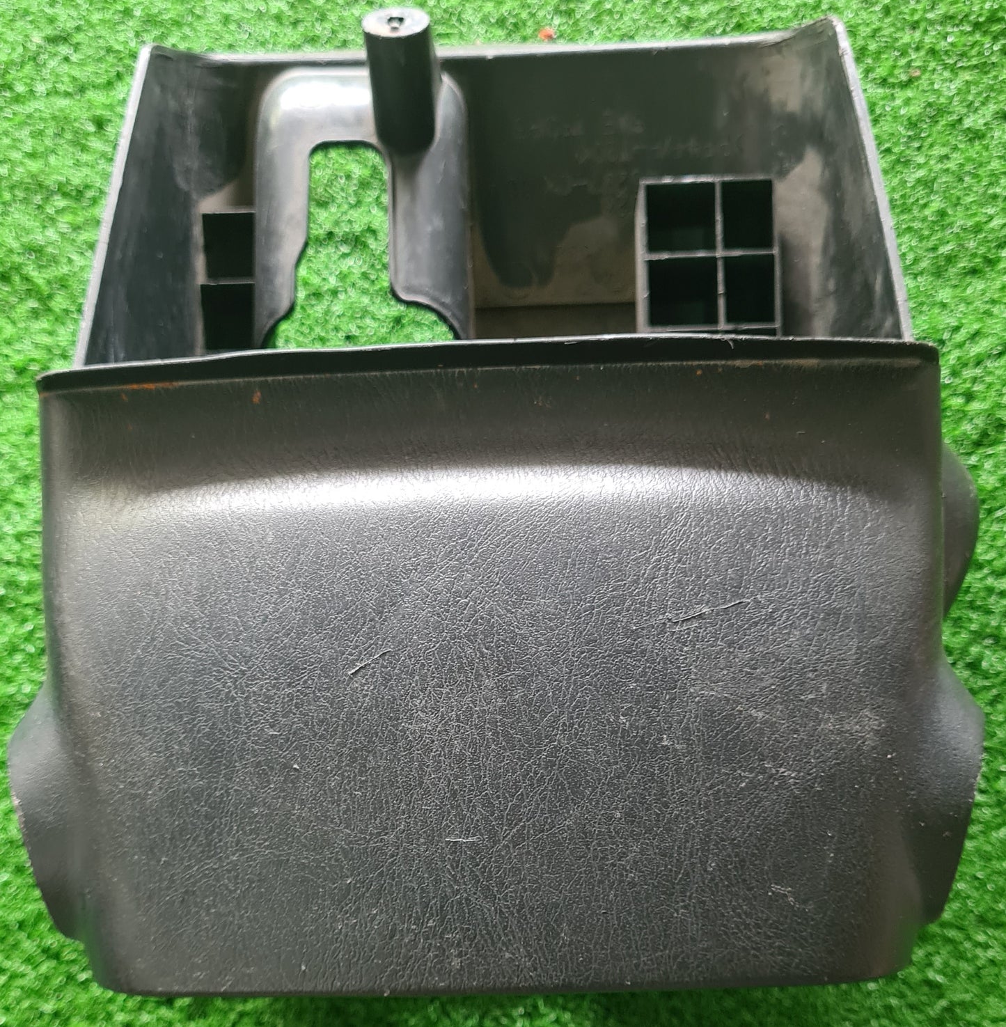 TOYOTA HILUX REVO STEERING COVER (45287-0K010)