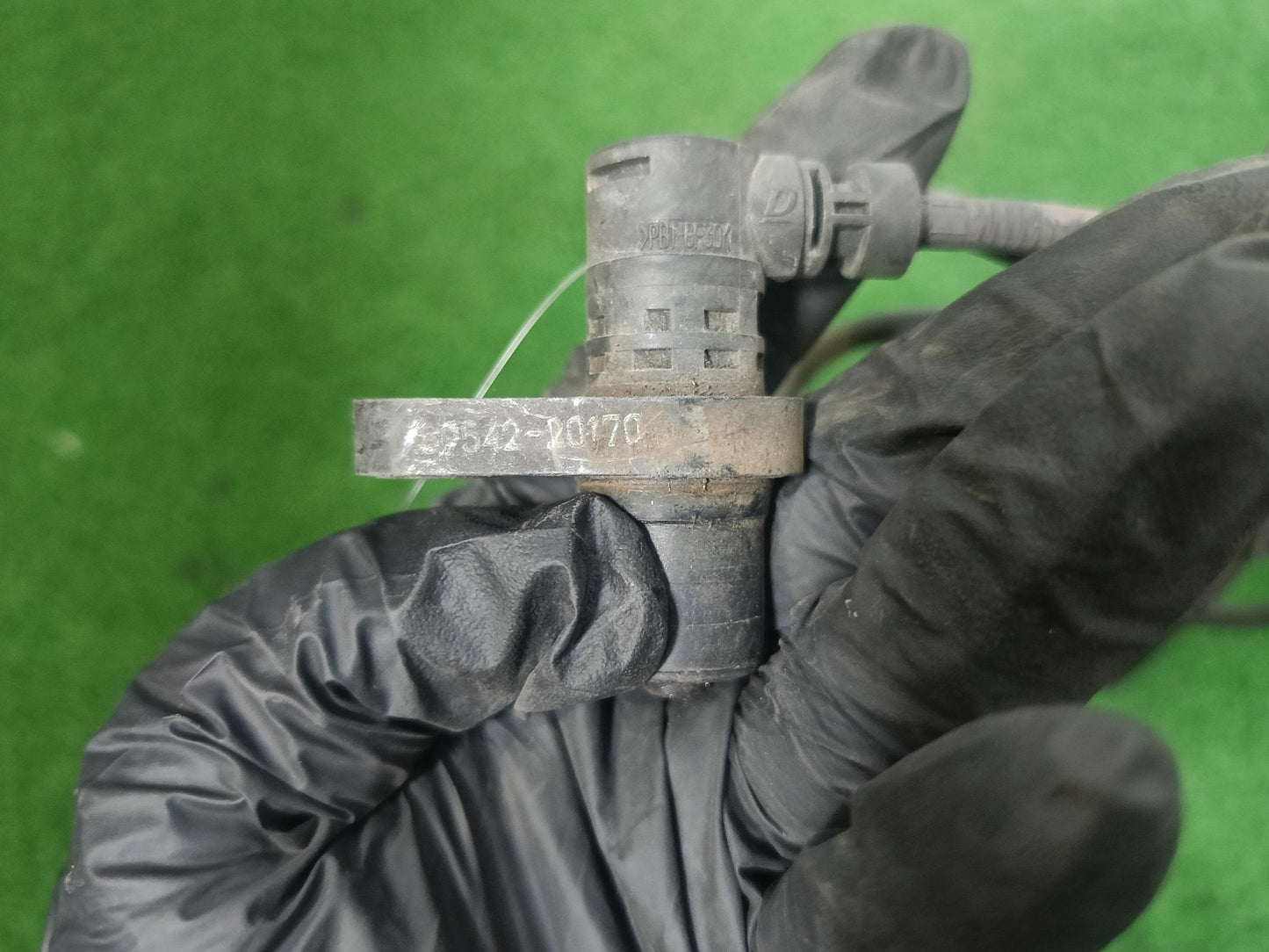 TOYOTA WISH ABS SENSOR FRONT RH (89542-20170)