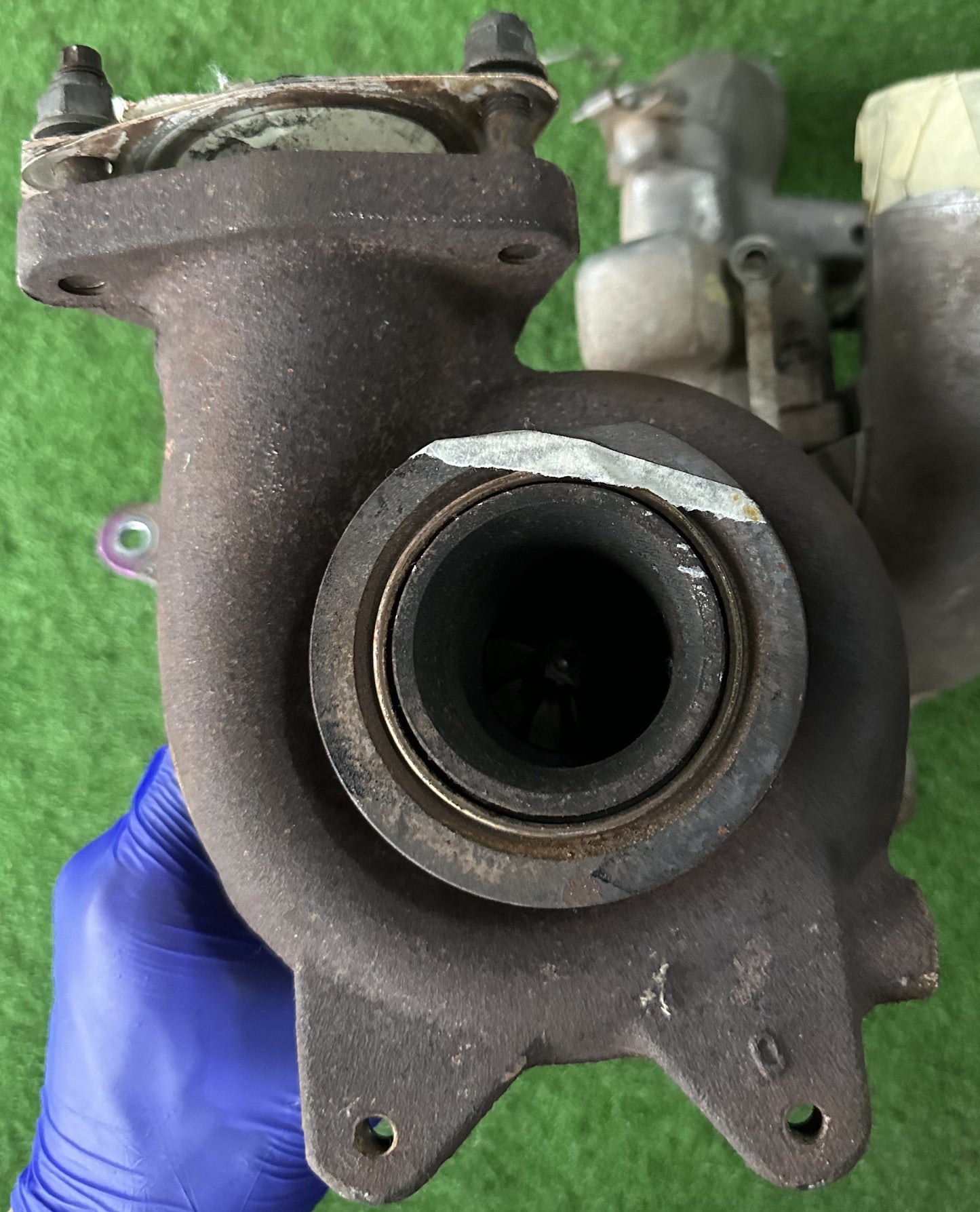 TOYOTA HILUX REVO 2GD 2.4 TURBO (17201-11070)