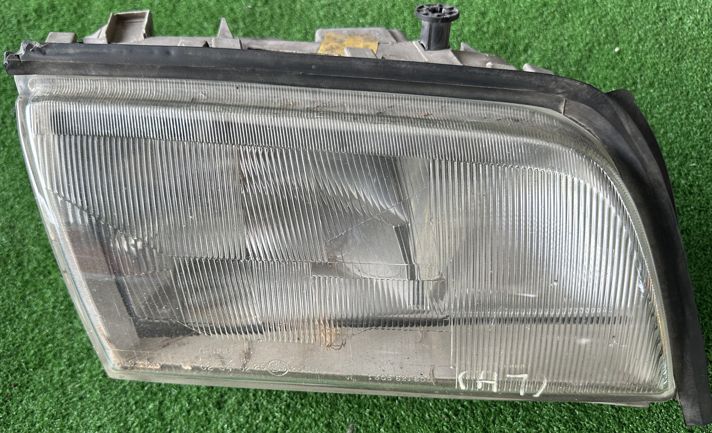 MERCEDES BENZ W140 HEAD LAMP LH (2028200661)