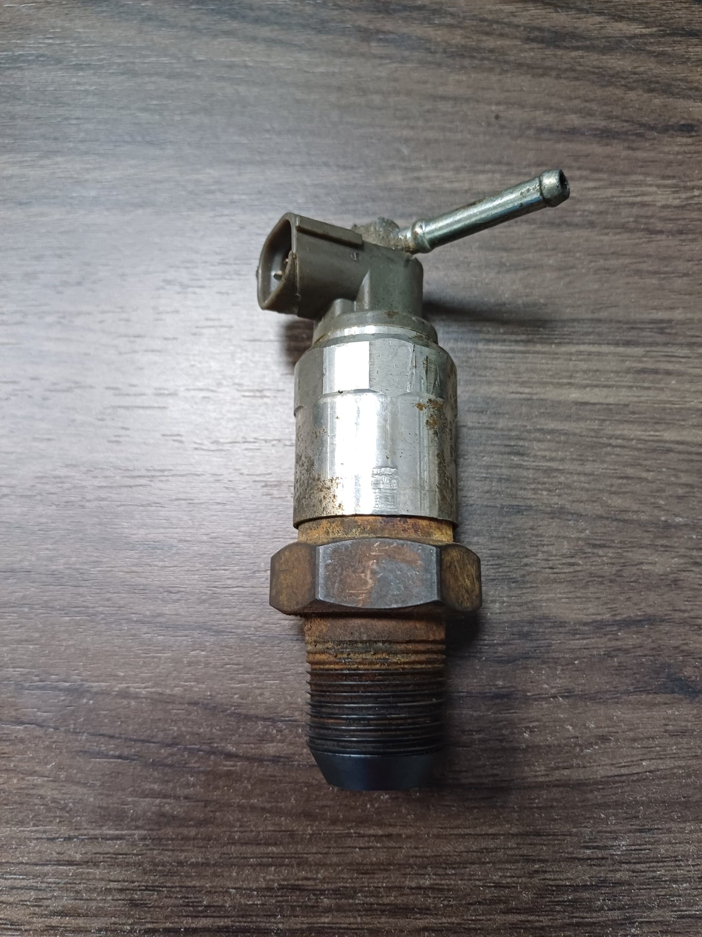 TOYOTA HILUX VIGO FUEL PRESSURE SENSOR (U) [FP001]