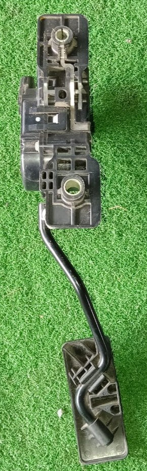 MITSUBISHI TRITON PEDAL SENSOR (3709-0255)