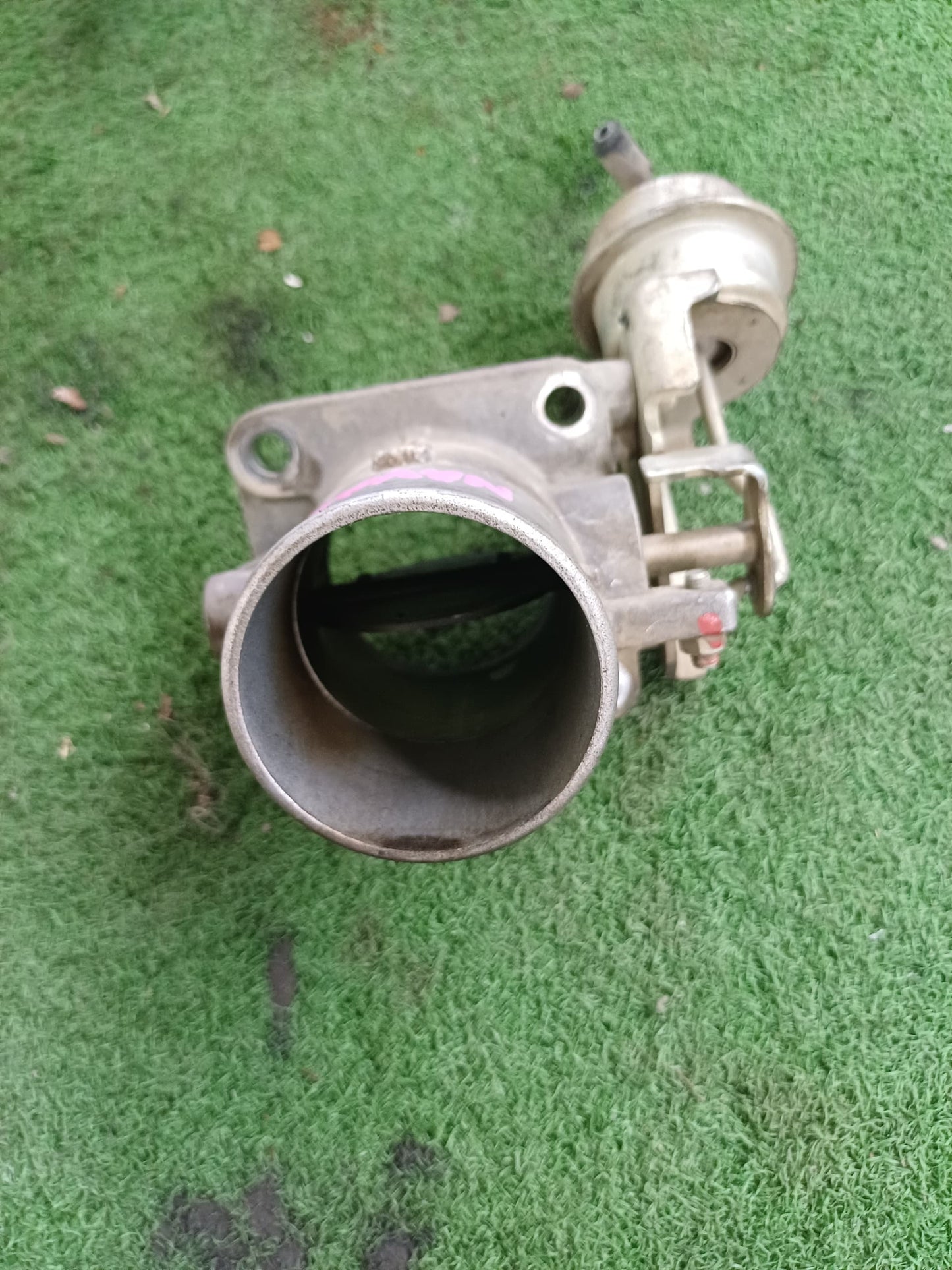 NISSAN NAVARA THROTTLE BODY (U) [TB0010]