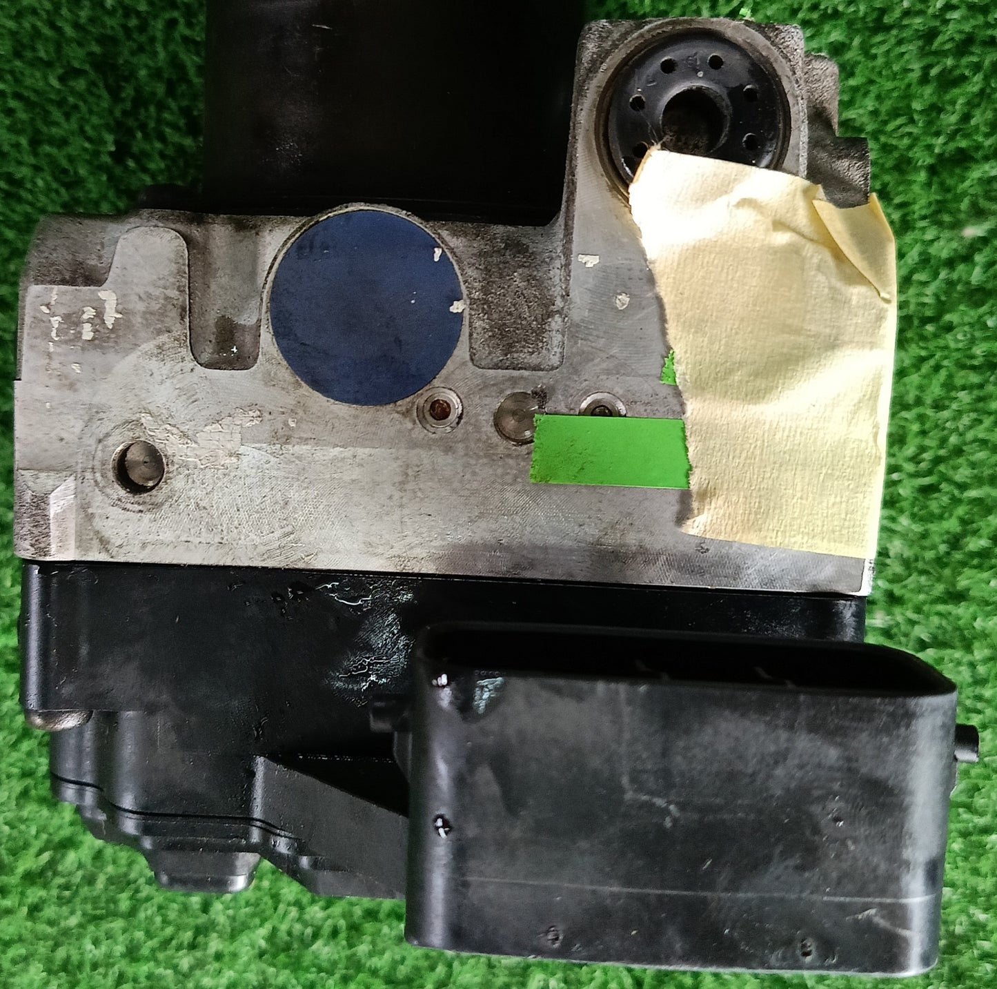 TOYOTA CAMRY ABS PUMP (44510-33090)