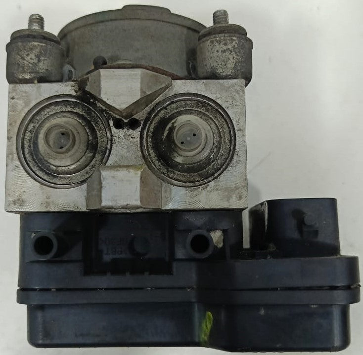 TOYOTA INNOVA ABS PUMP (44510-71070)