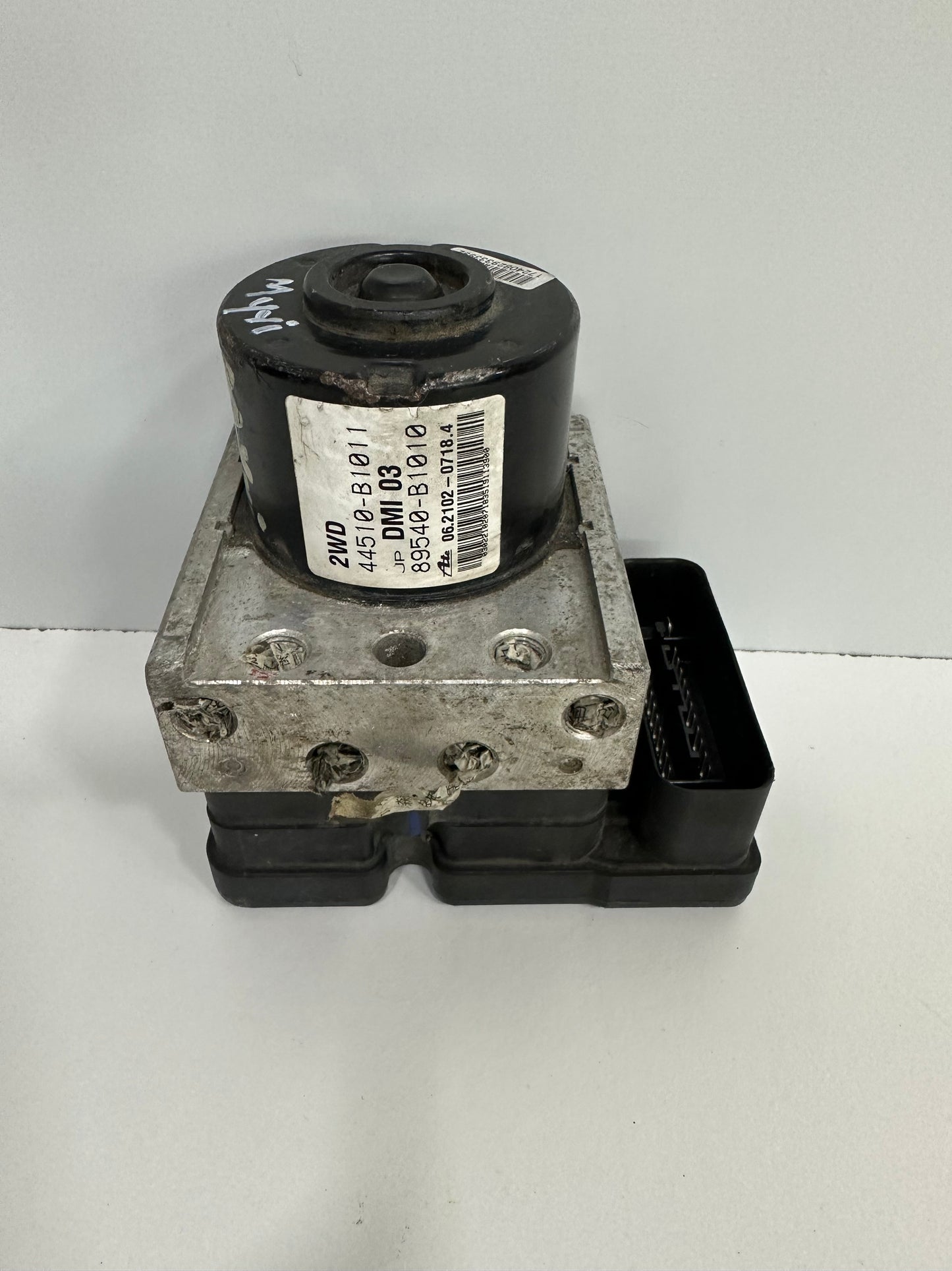 PERODUA MYVI ABS PUMP (44510-B1011)