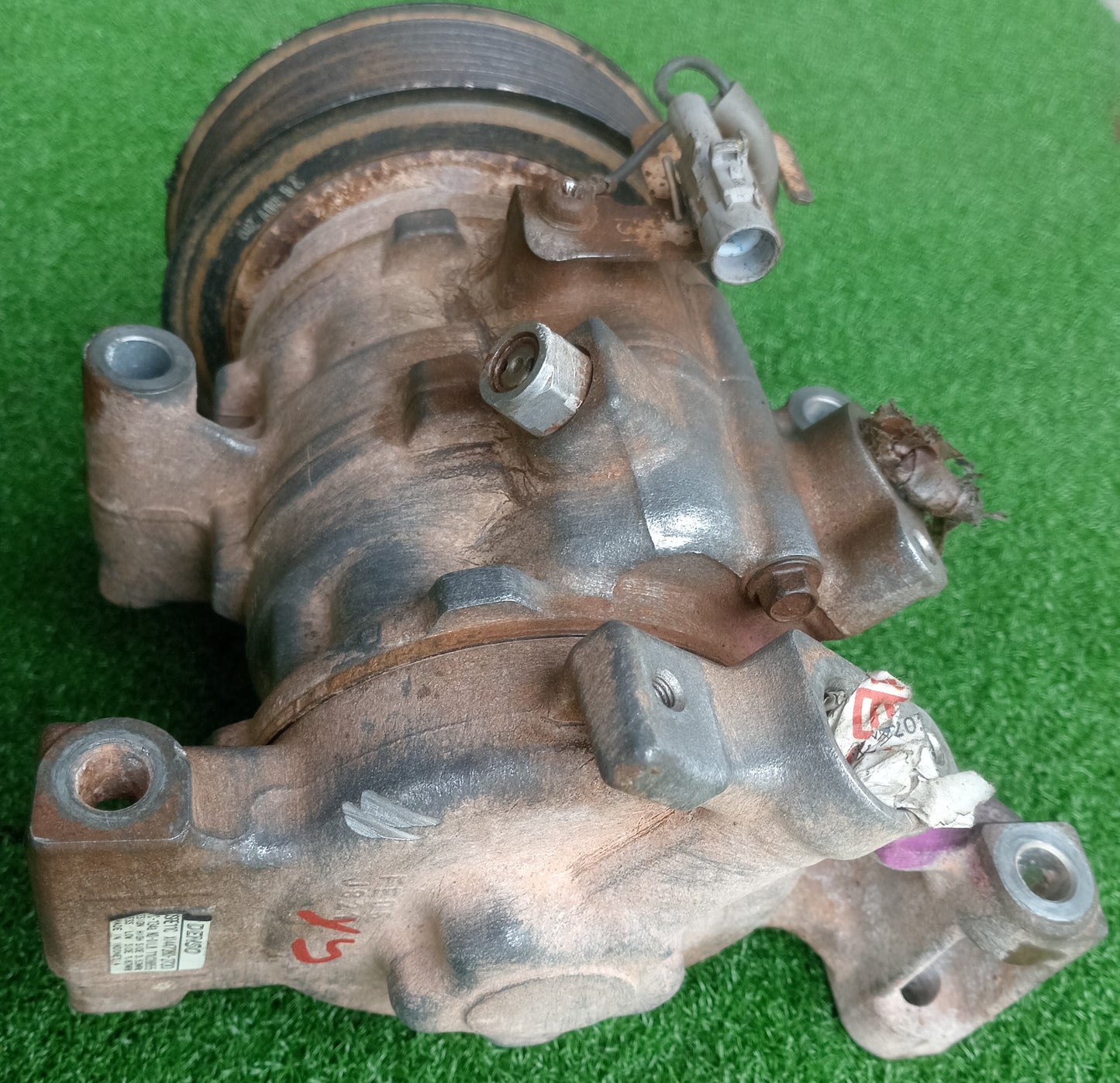 TOYOTA HILUX REVO GUN125 COMPRESSOR (447280-2720)
