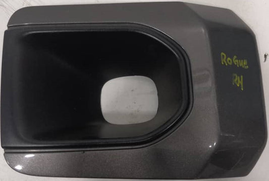 TOYOTA ROGUE GUN125 FOG LAMP COVER GOT HOLE RH (52127-YP180)