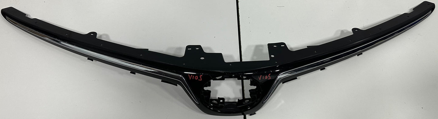 NCP151 FRONT UPPER MOLDING (53114-02680)