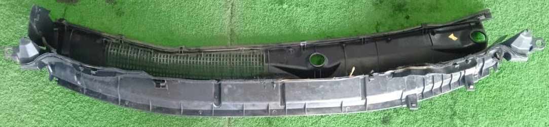 TOYOTA VIOS NCP150 / YARIS WIPER GRILLE LH/RH SET (55781-0D350)