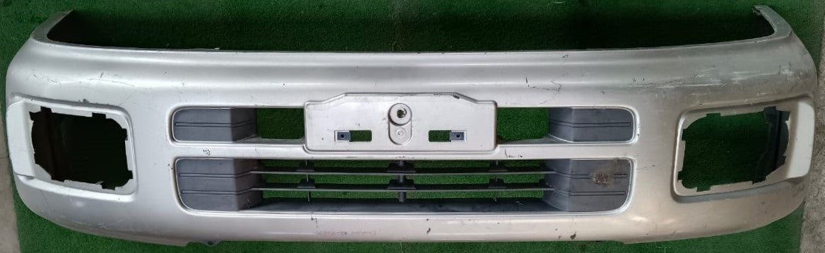 NISSAN CARAVAN JVWE25 FRONT BUMPER SILVER (B) (62022 VX140)