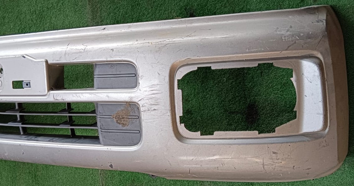 NISSAN CARAVAN JVWE25 FRONT BUMPER SILVER (B) (62022 VX140)