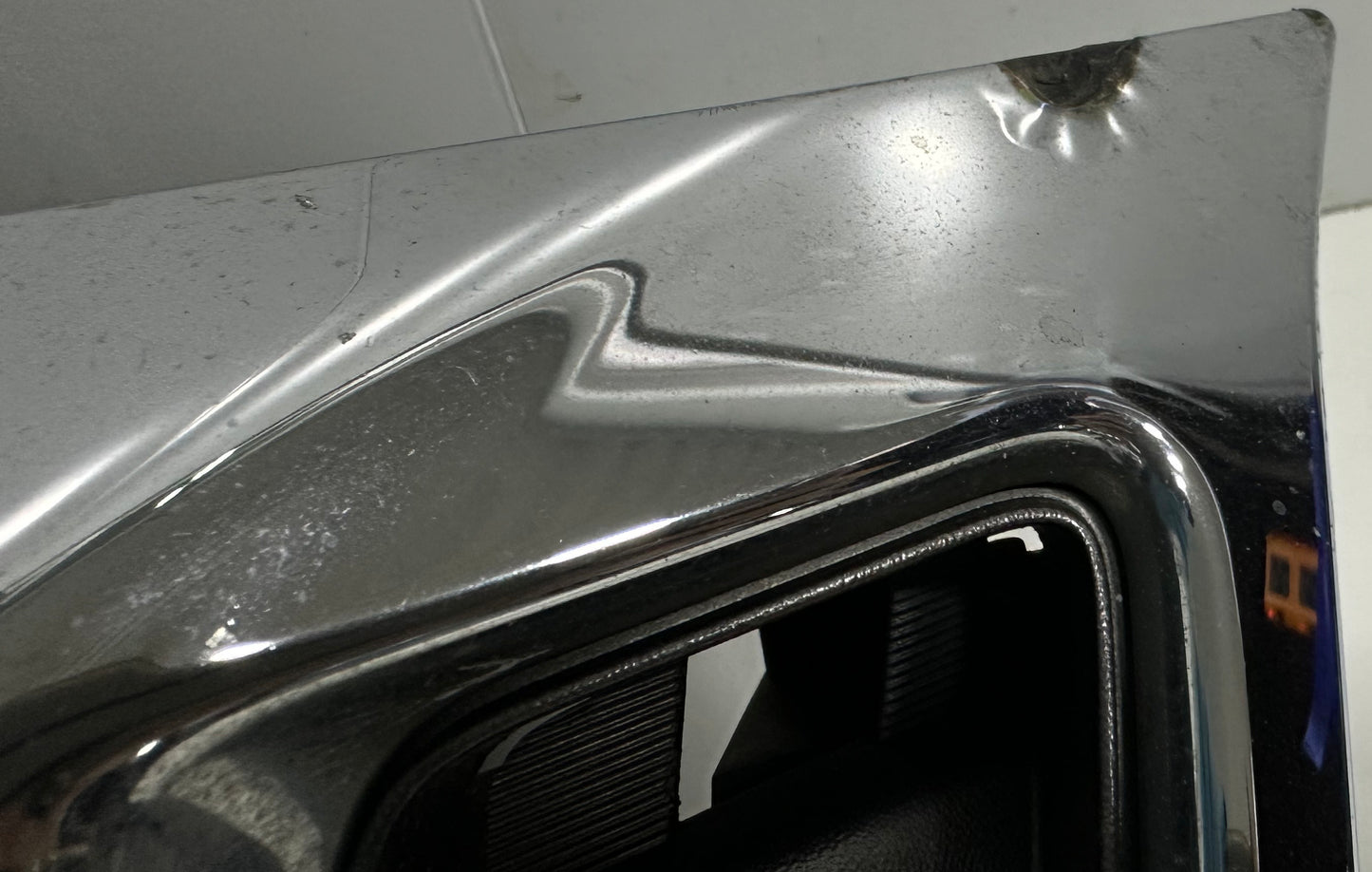 NP300 FRONT GRILLE CHROME (B) (62310-4JA0B)