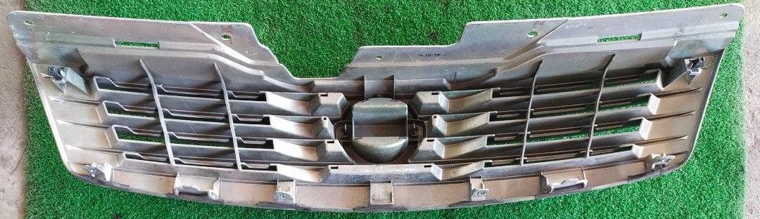 NISSAN SYLPH NG11 FRONT GRILLE (62310 EW000)