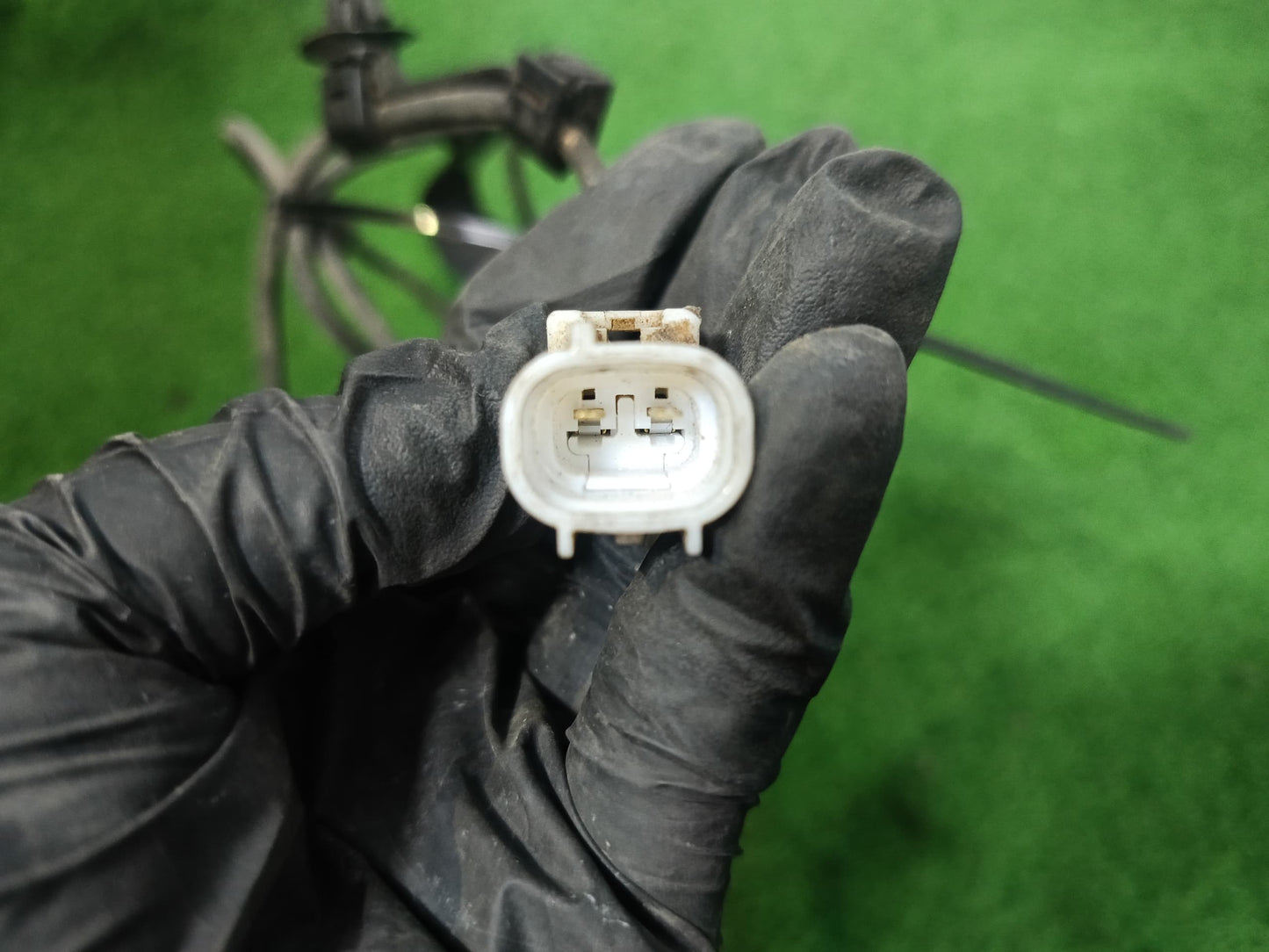 TOYOTA HILUX VIGO ABS SENSOR (89515-0K070)