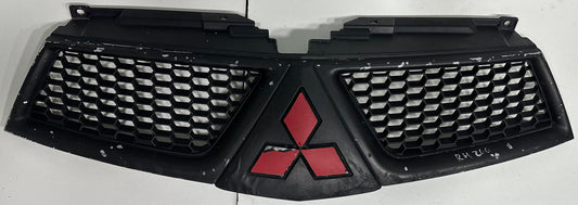 MITSUBISHI TRITON L200 2006 FRONT GRILLE (7450A006)