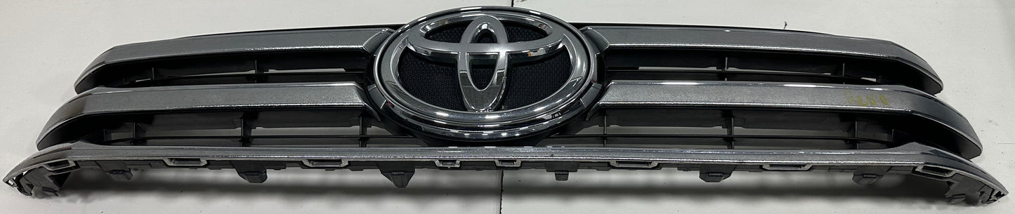 TOYOTA REVO (GUN125) FRONT GRILLE (75310-0K010-2)