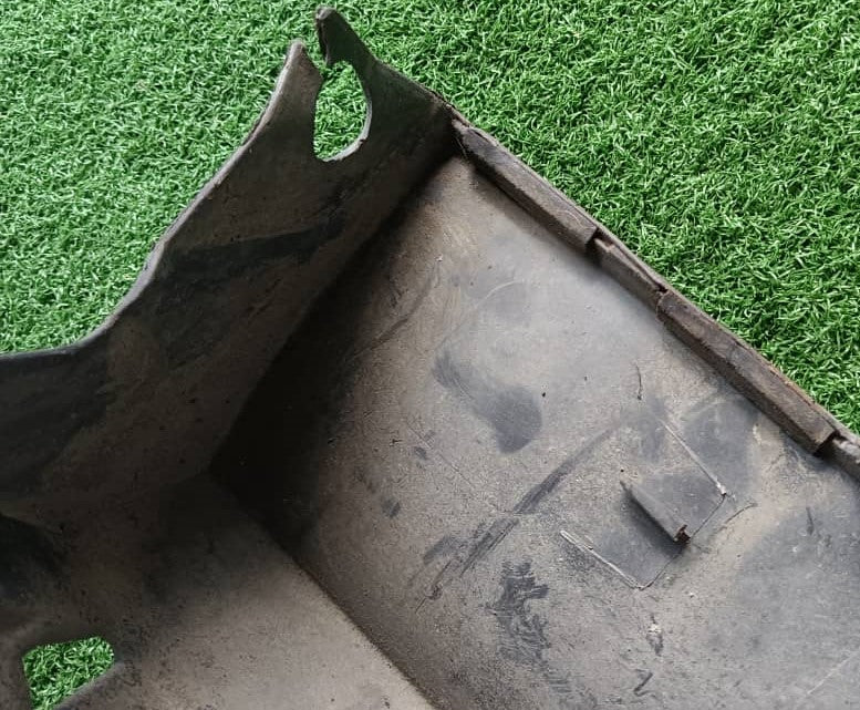 PERODUA BEZZA SIDE SKIRT BLUE RH (75805-BZ110)