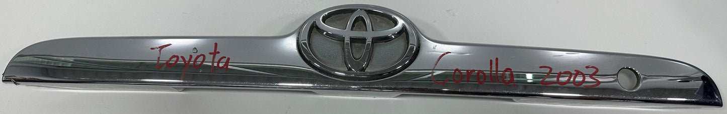 TOYOTA COROLLA ALTIS E120 TAIL GATE MOLDING (76801-12701)