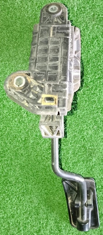 TOYOTA HIACE KDH200 PEDAL SENSOR (78120-26170)