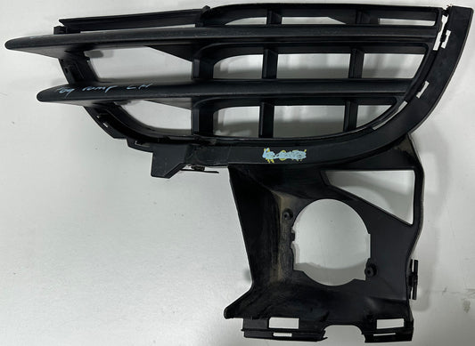 PORSHE CAYENNE 2014 FRONT BUMBER LOWER GRILLE LH (7P5807681B)
