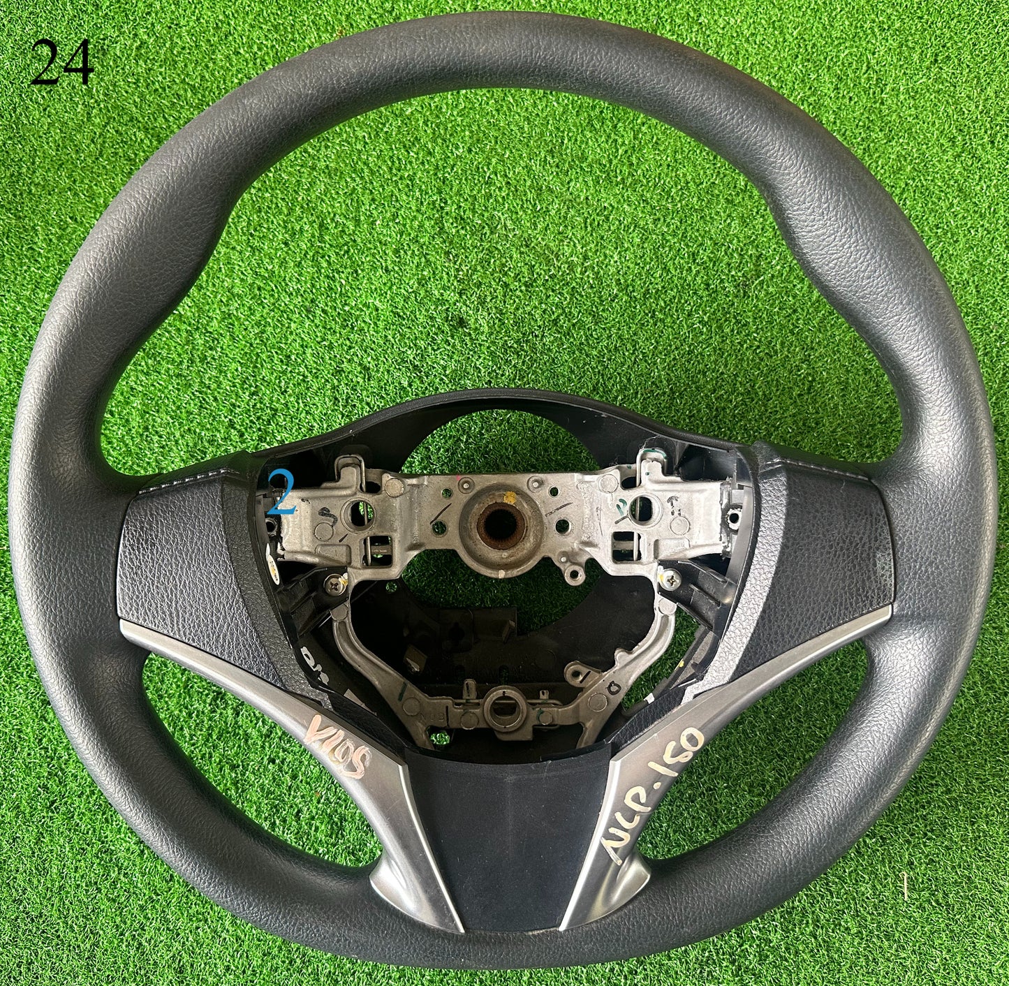 TOYOTA VIOS NCP150 STEERING WHEEL SW00024